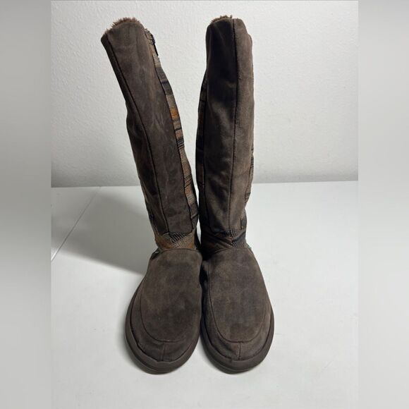 SANUK 100% SUEDE TALL FAUX FUR LINED BOOTS BROWN SIZE 8 - Picture 4 of 15